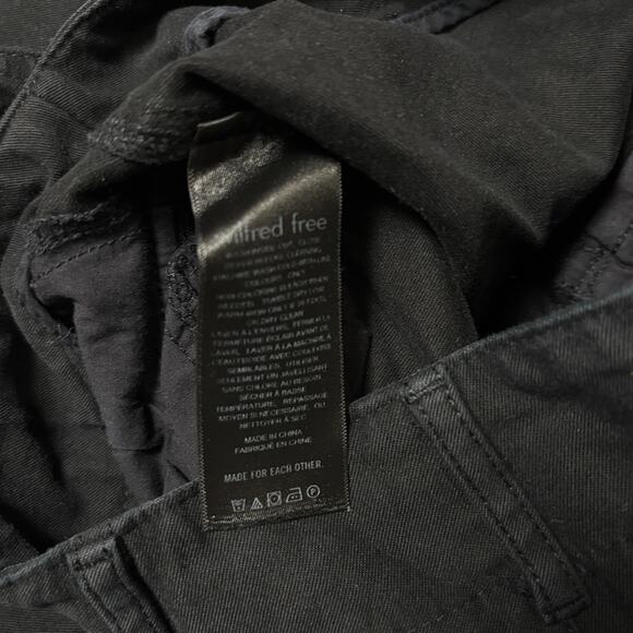 Aritzia Wilfred Free Picture Cargo Pants Black Noir Size 0(24) - Picture 4 of 5